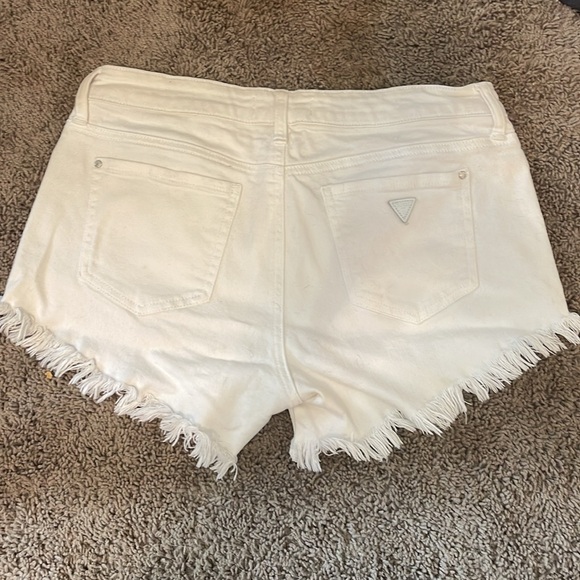 Guess white cut off style shorts size 28 - Picture 3 of 3